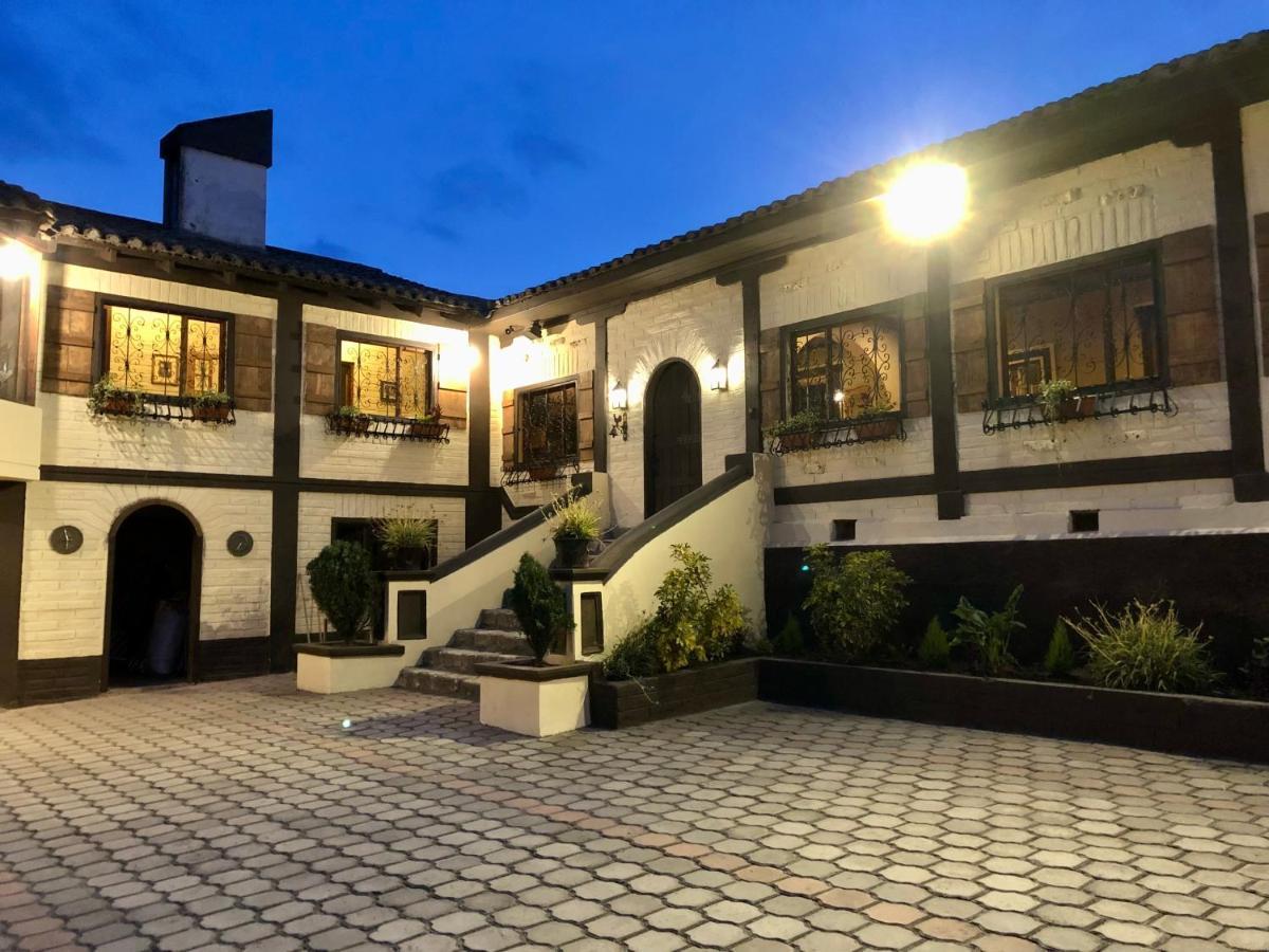Hacienda Santa Ana Lodging Guamote エクステリア 写真